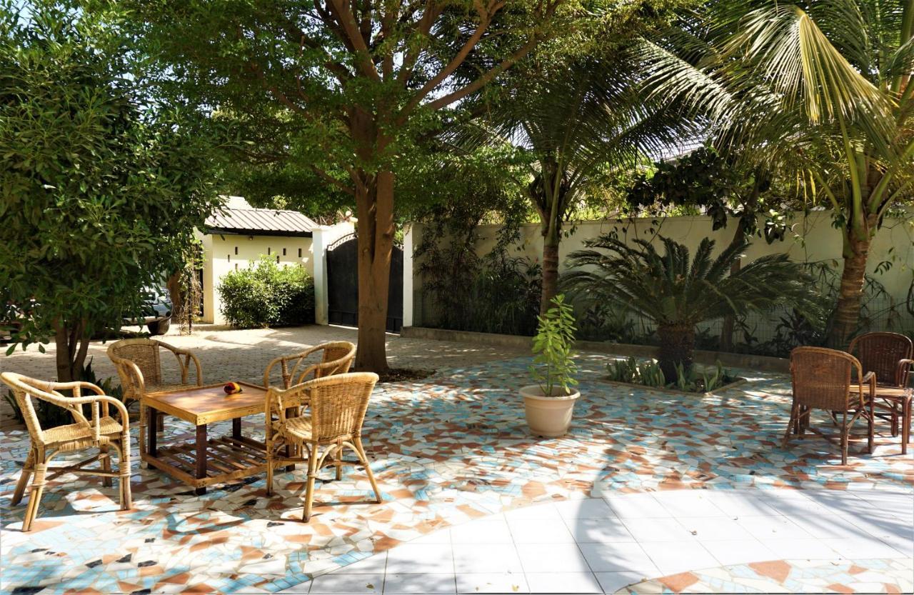 B & B Villa Calliandra Bijilo 외부 사진
