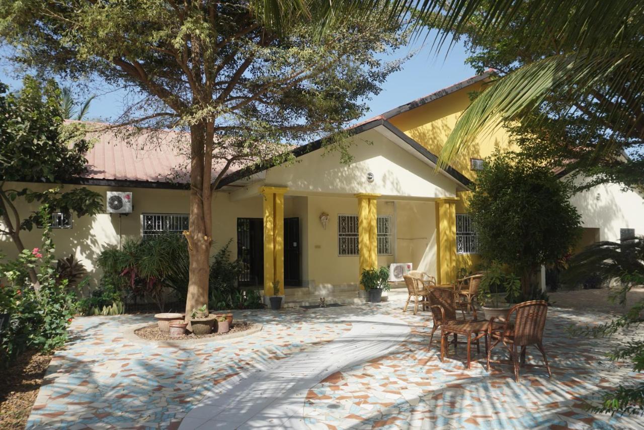 B & B Villa Calliandra Bijilo 외부 사진