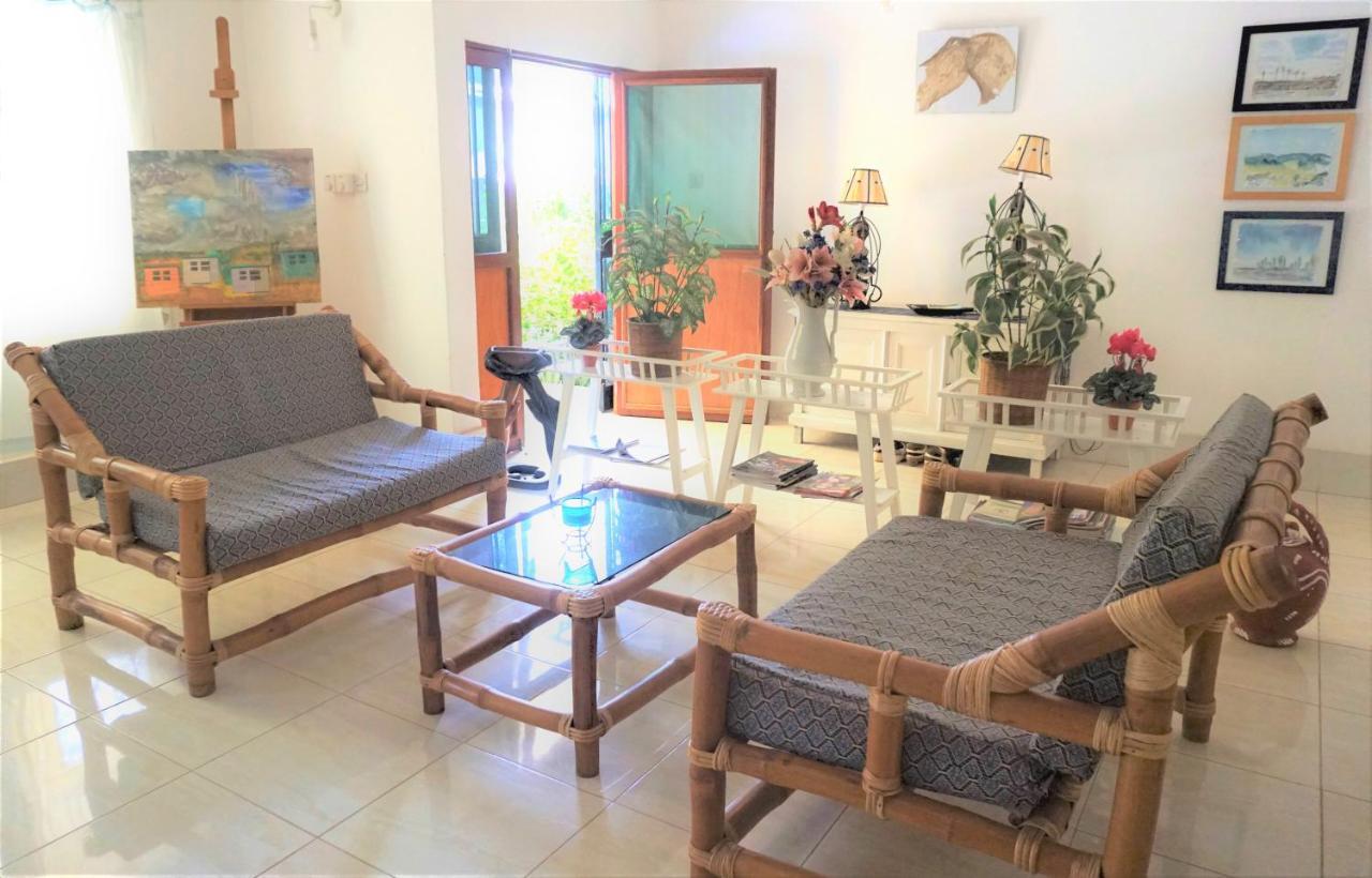 B & B Villa Calliandra Bijilo 외부 사진