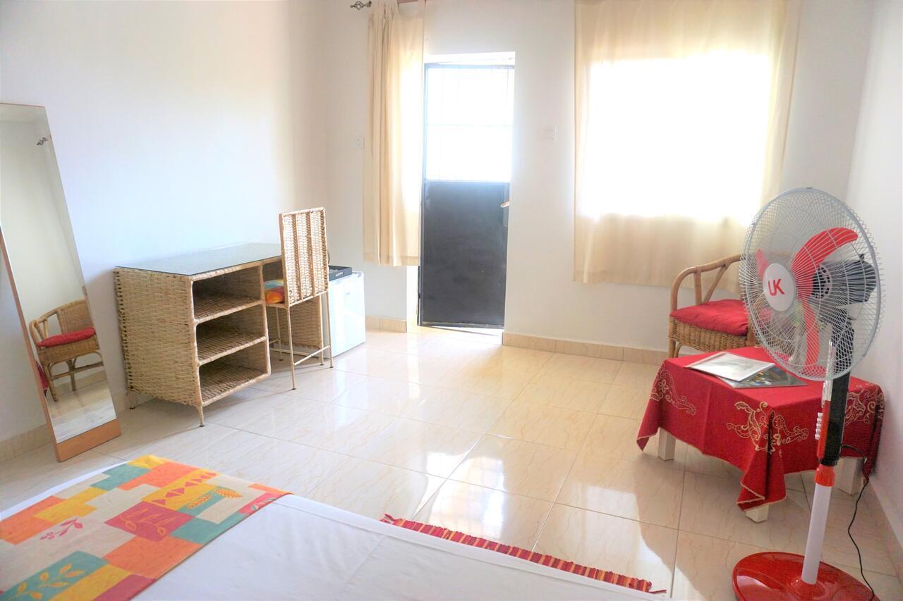 B & B Villa Calliandra Bijilo 외부 사진