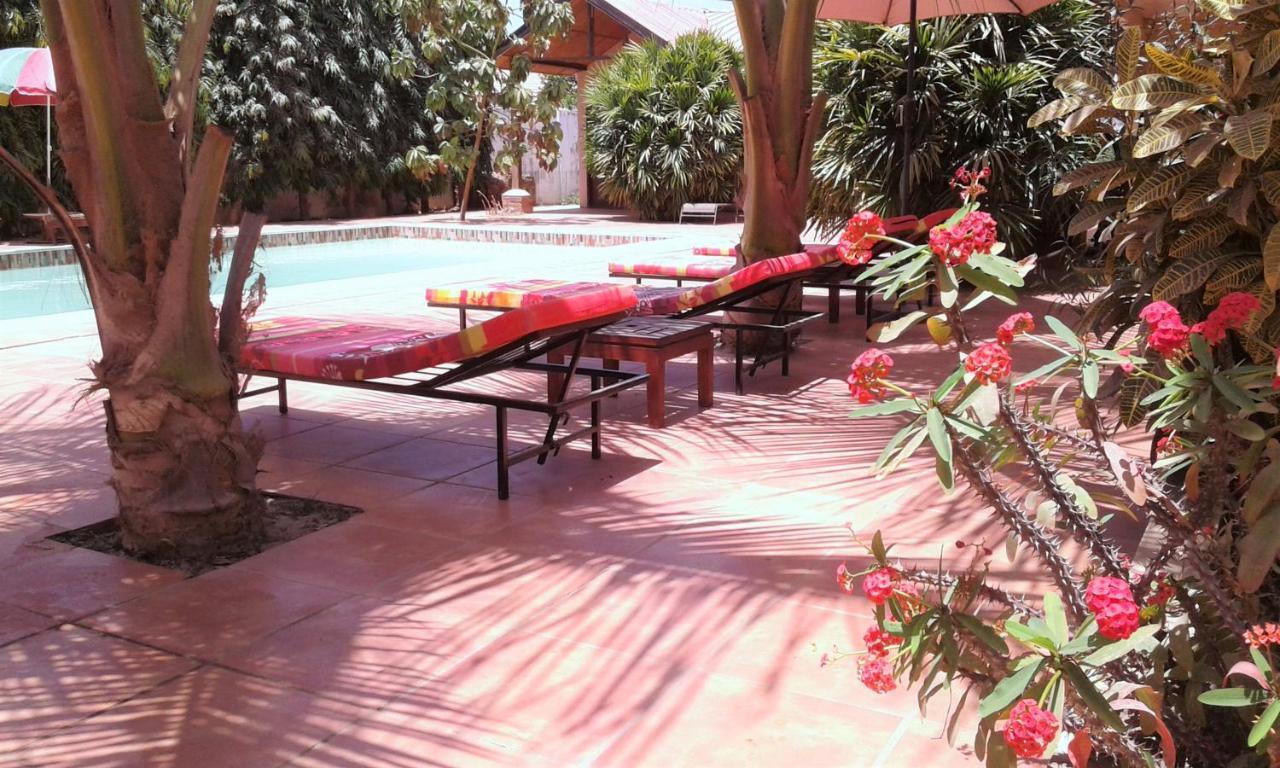 B & B Villa Calliandra Bijilo 외부 사진